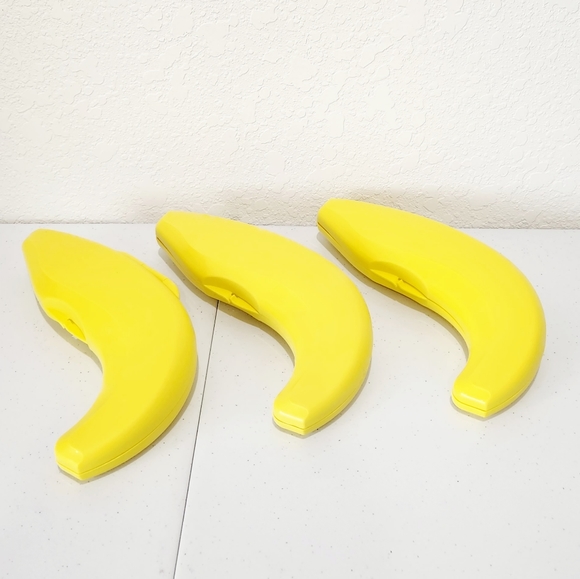 Tupperware Kitchen Lot Of 3 Tupperware Banana Keepers Poshmark